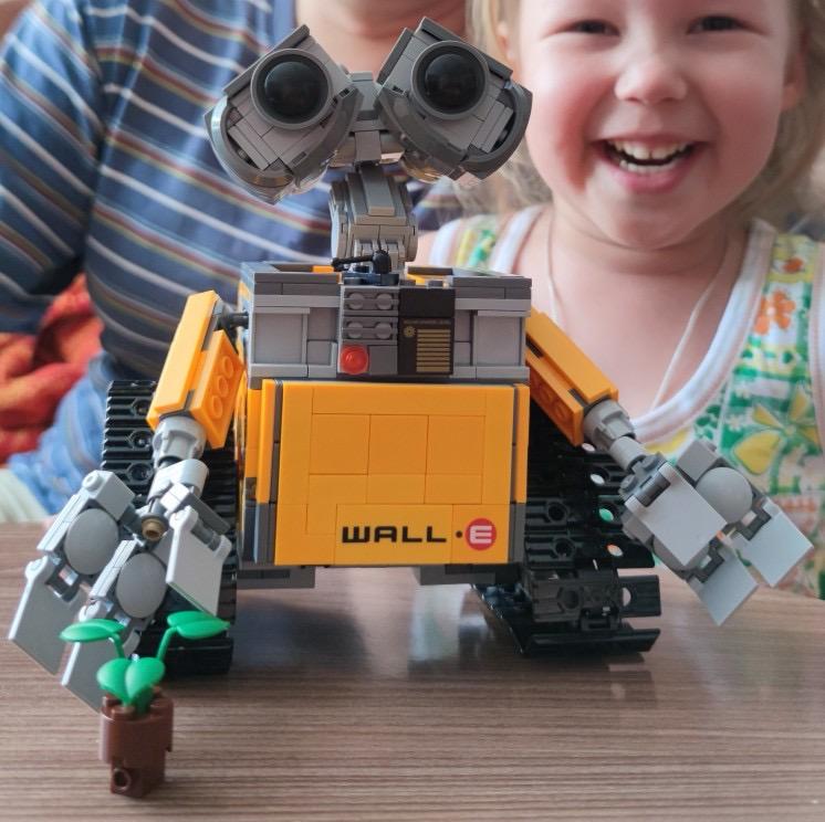 Wall E building blocks set - 687 pcs