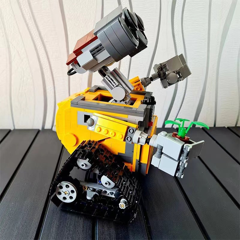 Wall E building blocks set - 687 pcs