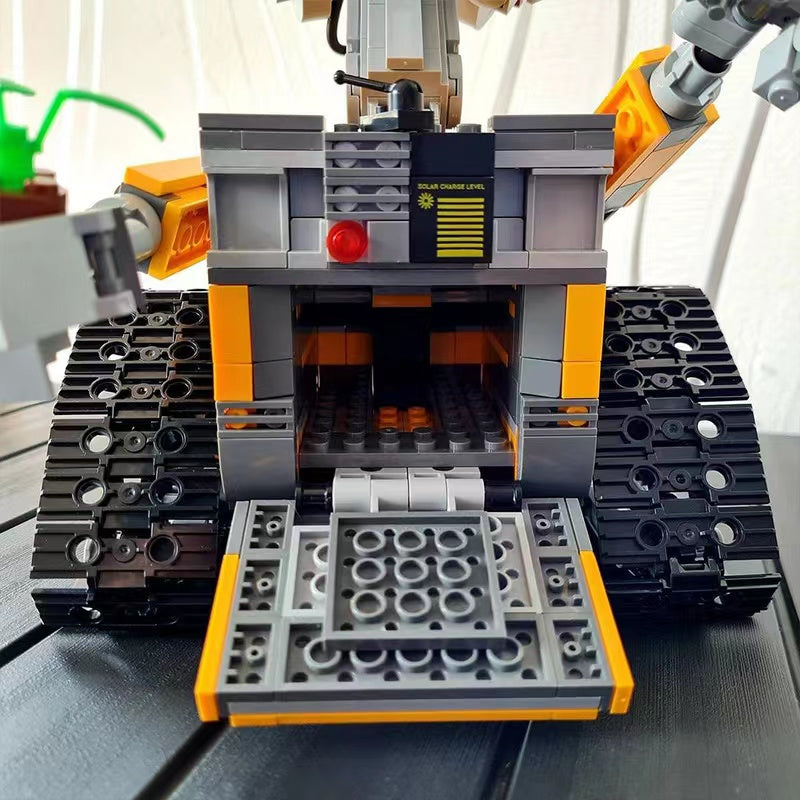 Wall E building blocks set - 687 pcs
